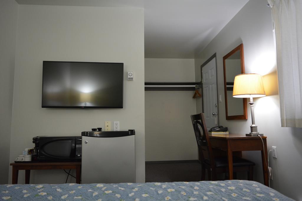 Kalum Motel Terrace Room photo