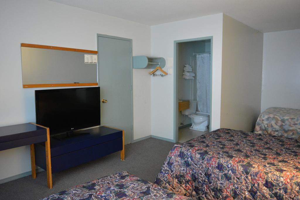 Kalum Motel Terrace Room photo